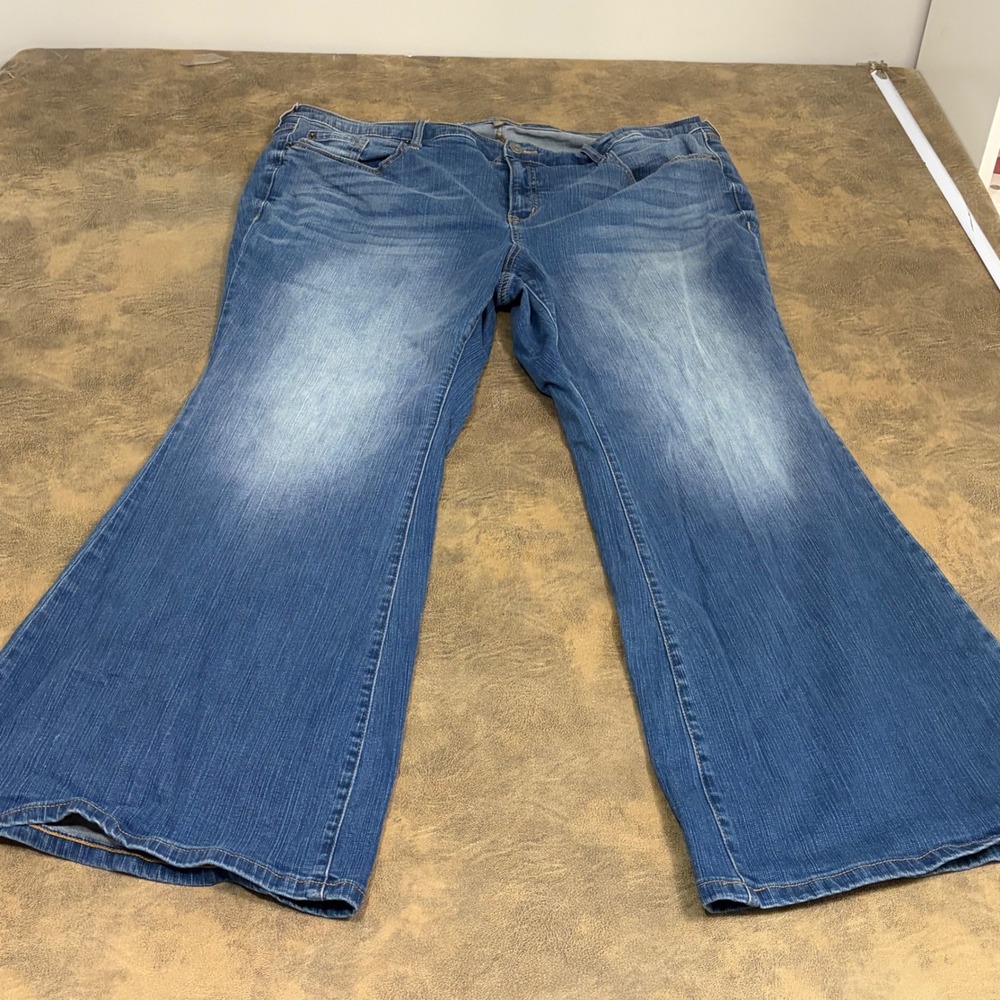 Torrid Perfect Super Flare Jeans Womens 22R Blue Vintage Stretch Denim 7341